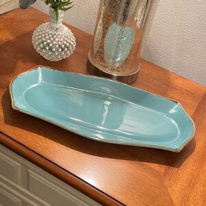 Excellent Condition Southern Living at Home Blue Ceramic Tuscan Platter Tray